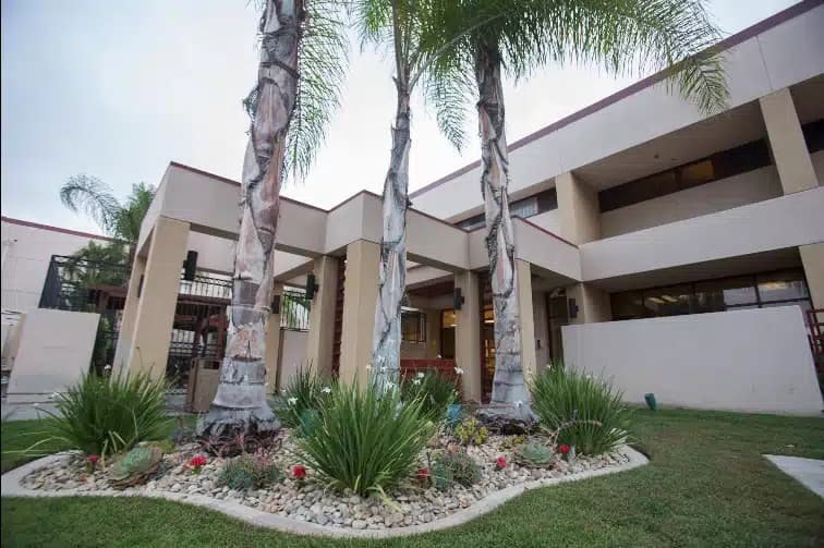 Alvarado Parkway Institute